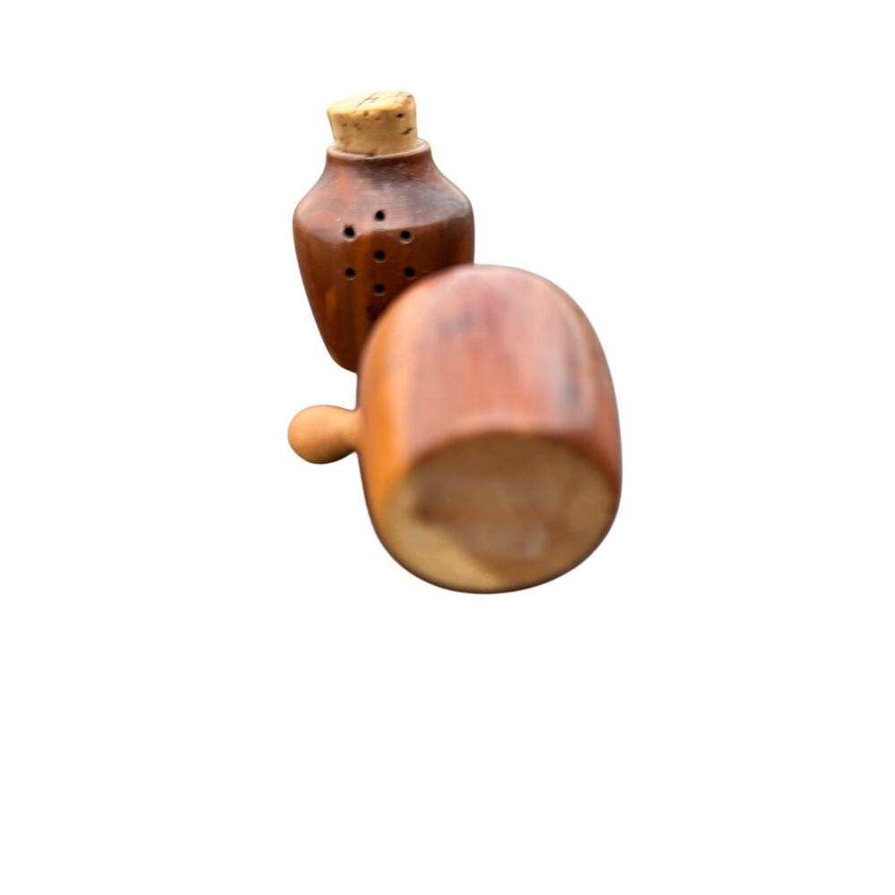 🌲 Glen Elder KS Wooden Jug Salt & Pepper Shakers Vintage Souvenir Rustic - Picture 4 of 5